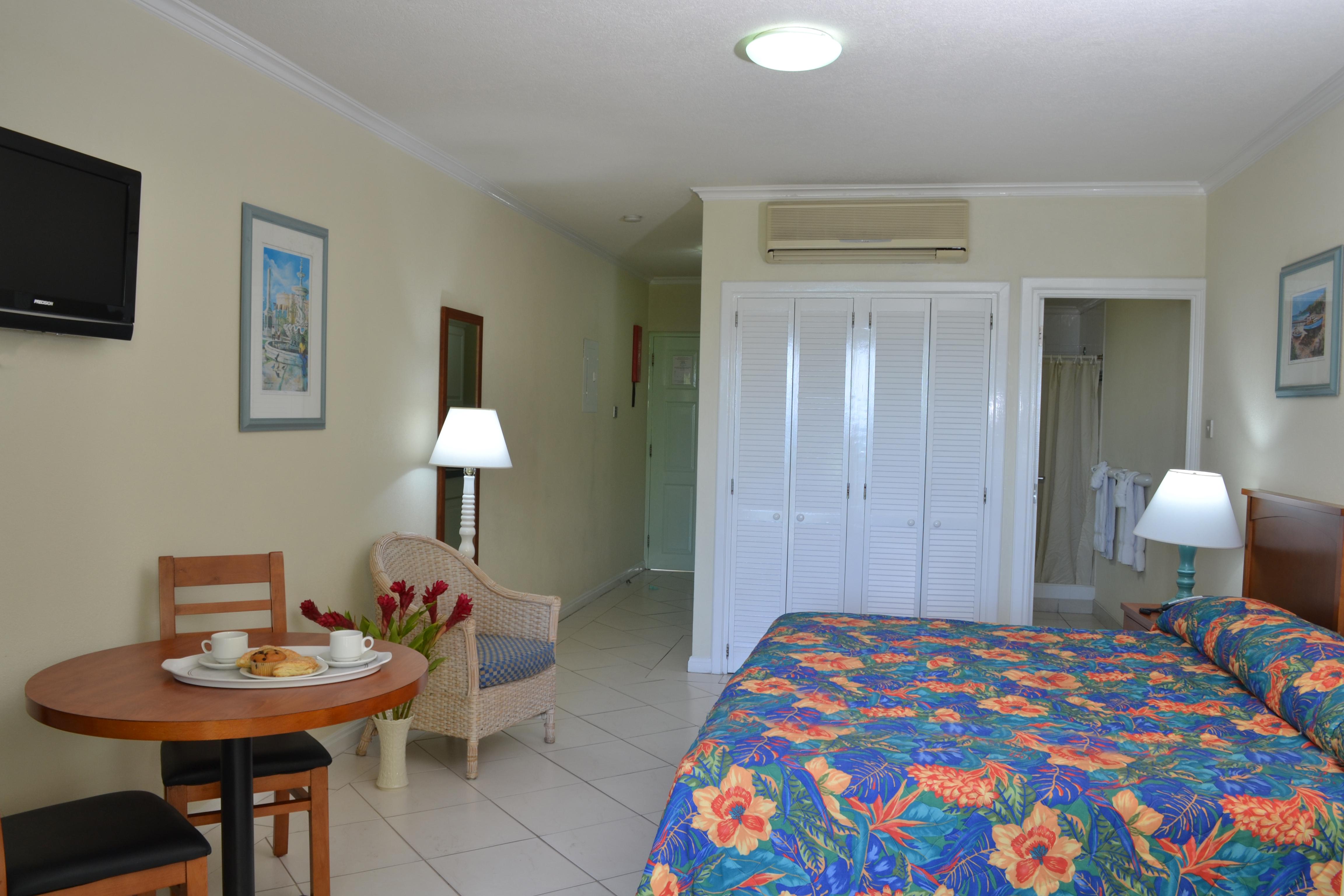 Blue Orchids Beach Hotel Μπριτζτάουν Εξωτερικό φωτογραφία