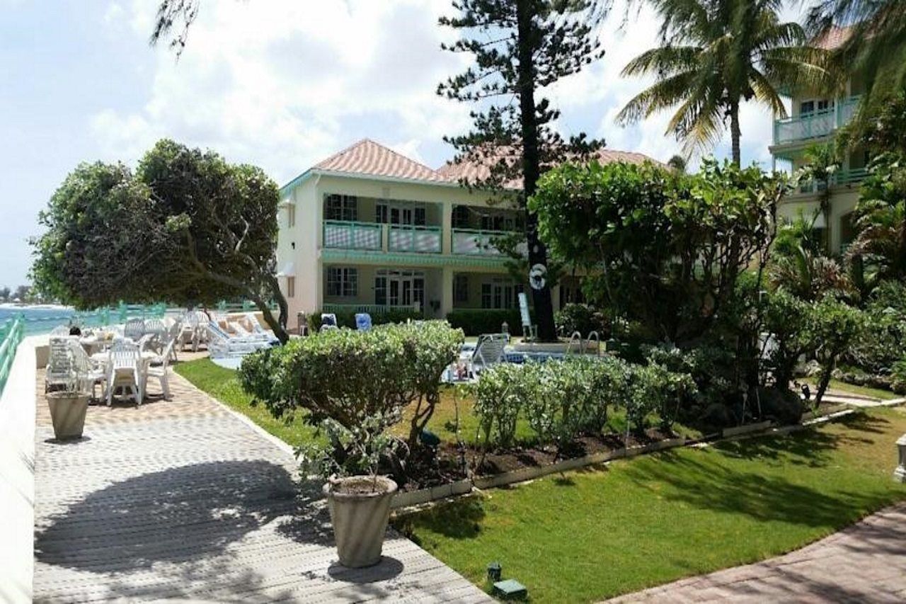 Blue Orchids Beach Hotel Μπριτζτάουν Εξωτερικό φωτογραφία