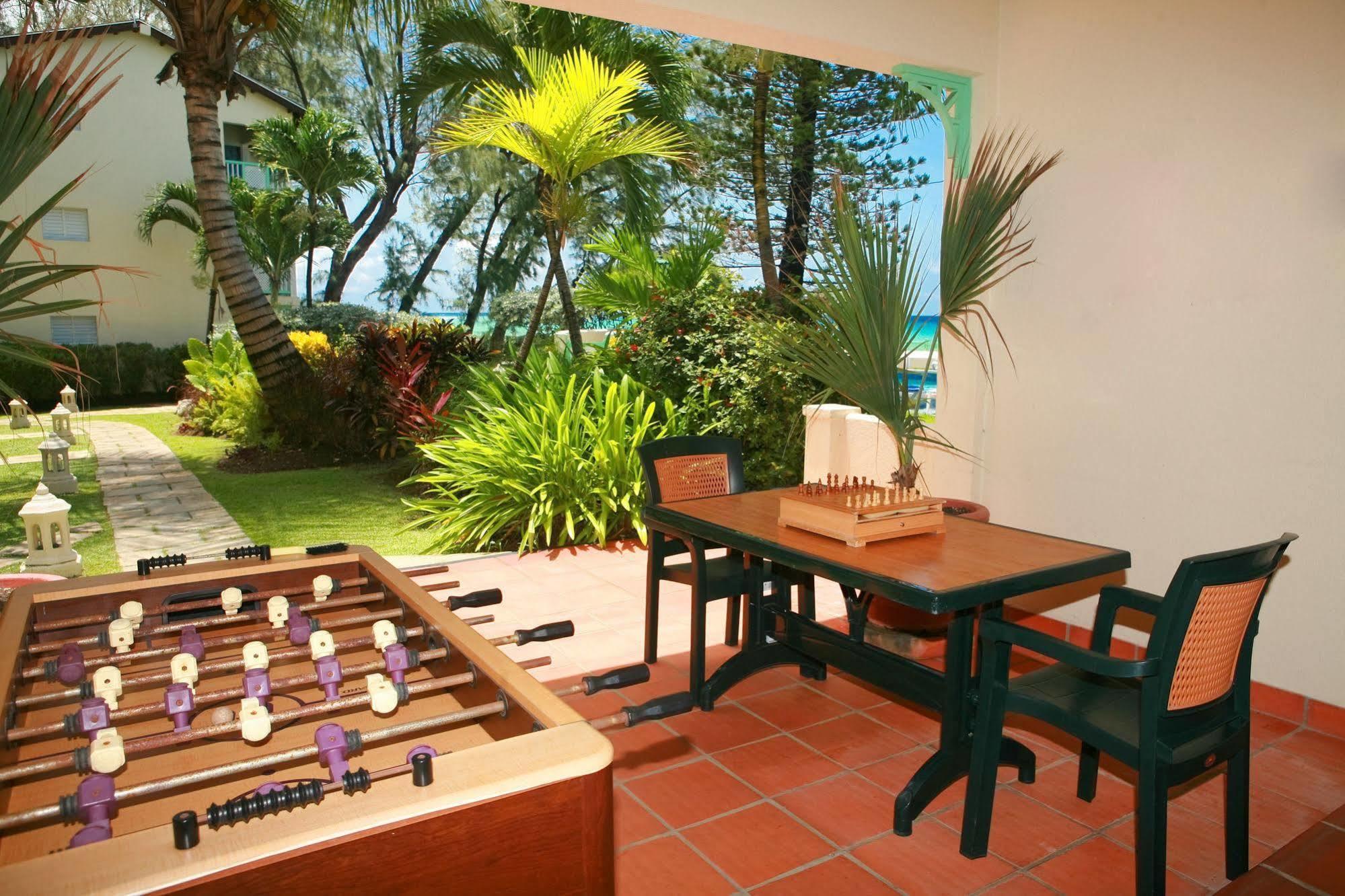 Blue Orchids Beach Hotel Μπριτζτάουν Εξωτερικό φωτογραφία