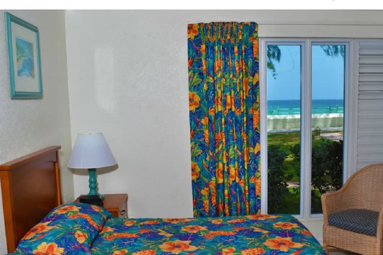 Blue Orchids Beach Hotel Μπριτζτάουν Εξωτερικό φωτογραφία